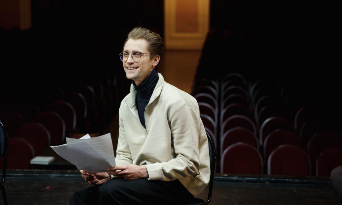 Theatre Artist Template About Page Header Img